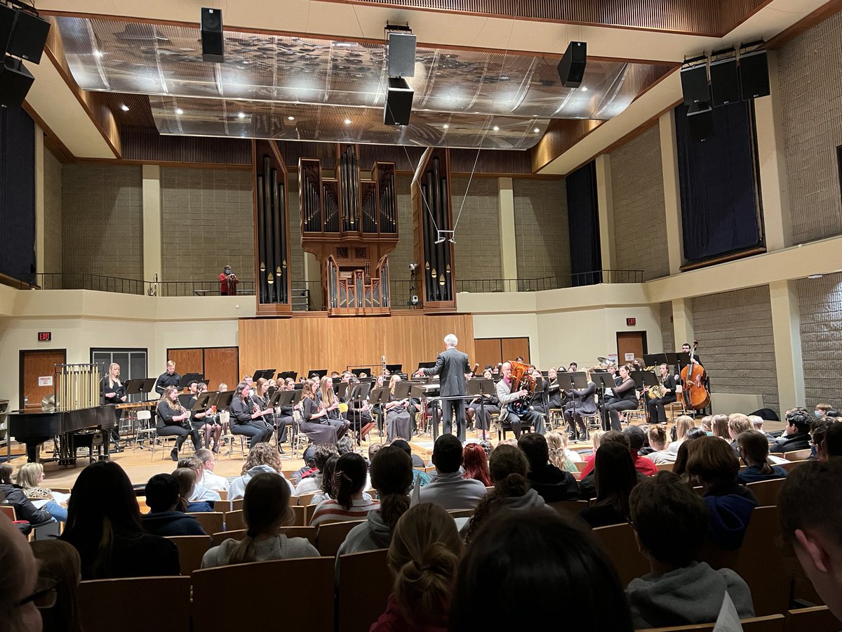 North Scott HS Band tweet media