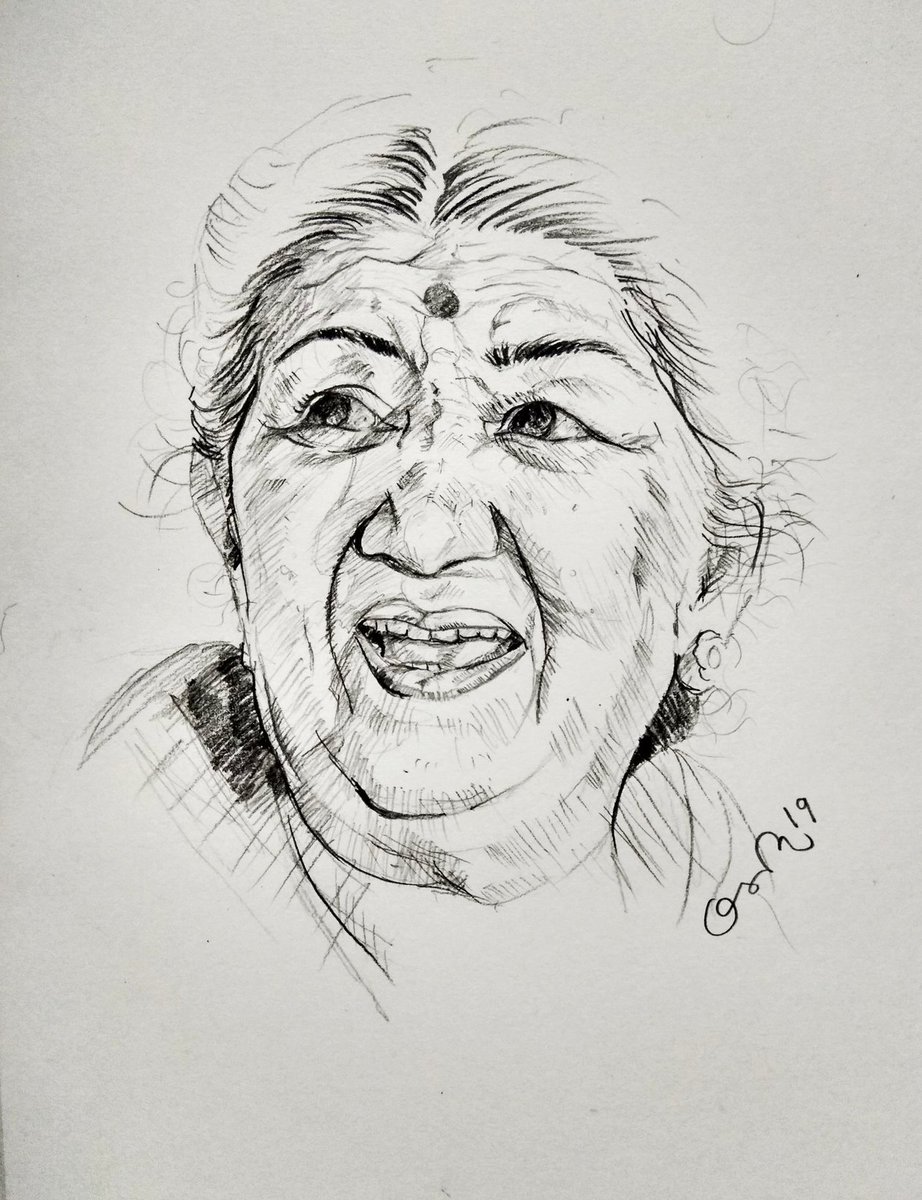 rajenthakur1's tweet photo. कल ही तो वसंत आया था फिर आज एक फूल
कम क्यों हुआ?
सादर नमन #लतामंगेशकर #LataMangeshkar 
Pencil sketch on paper https://t.co/C6OYEcqvCA