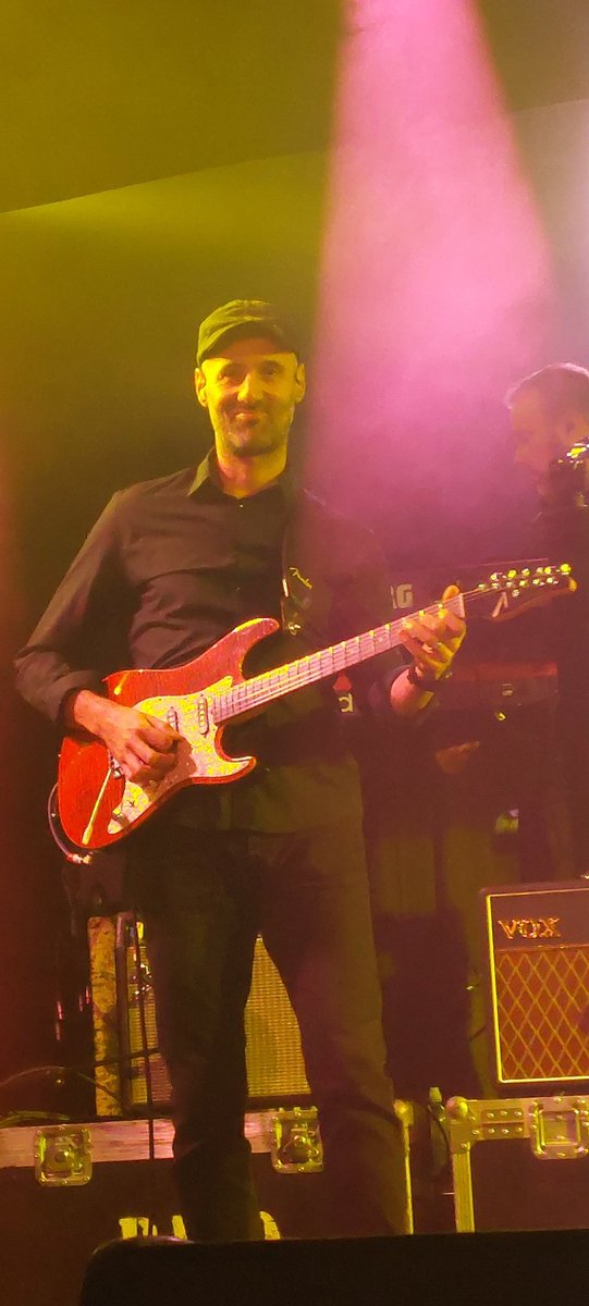 NetleyV's tweet image. When you miss the main man @JDonOfficial make his entrance on stage cos you are excited to see the legend that is @SteliosKmusic 😃😃