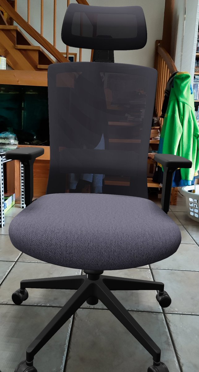 Witzig. Nutze seit Wochen den sehr gemütlichen #Bürostuhl meiner Tochter. Habe mir jetzt den gleichen bestellt. Erst im Anschluss noch das #Amazon Feature "IM RAUM ANSEHEN" entdeckt. Coole Sache