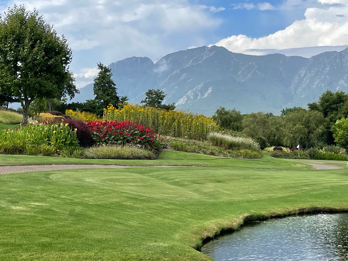 suerhodescomms's tweet photo. So great to be back in #SouthAfrica, with lovely sunshine and great scenery @GoGeorgeZA https://t.co/8tJFdqAvjt