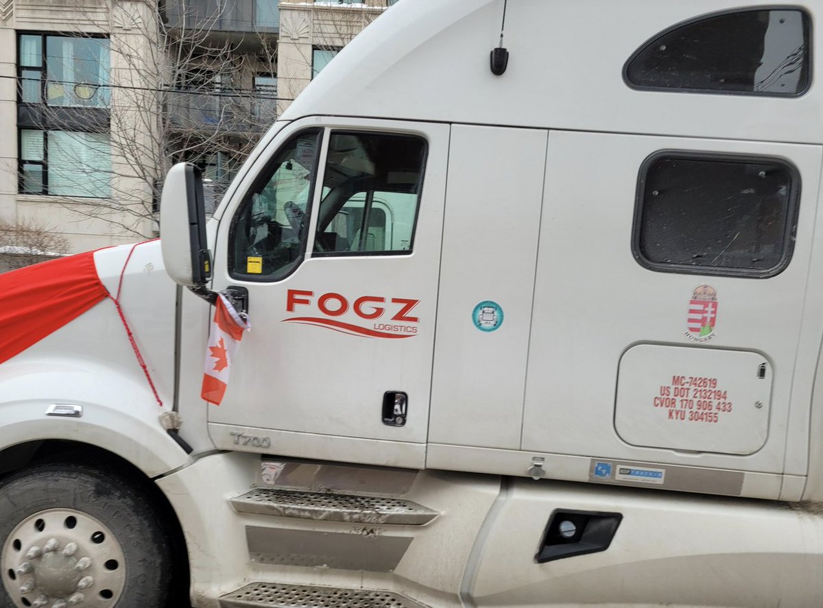 Oh dear another OLD REPUBLIC INSURANCE CO and Old Republic Canada insured trucks Fotz Logistics was behaving badly at the #OttawaSiege. info@orias.com customerservice@orias.com adminteam@orias.com portalhelpdesk@orias.com 1-800-530-5446 #GoHomeConvoy