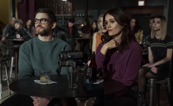 JorgeFoley1977's tweet photo. Me paso medio capitulo con los ojos casi cerrados pero #Archivo81 me tiene atrapado en @NetflixES https://t.co/PKJFOBgiwI