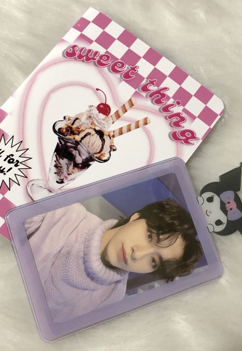 heartcarts's tweet photo. ꒰ happy mail !! ლ(^o^ლ)꒱
yayy may bahay na si xion!!
tysm @KSMINSALES for bringing the kuromi pc holder safely to me <33
🍬#starrymail #ksmin_feedback https://t.co/wTcaQ852Da