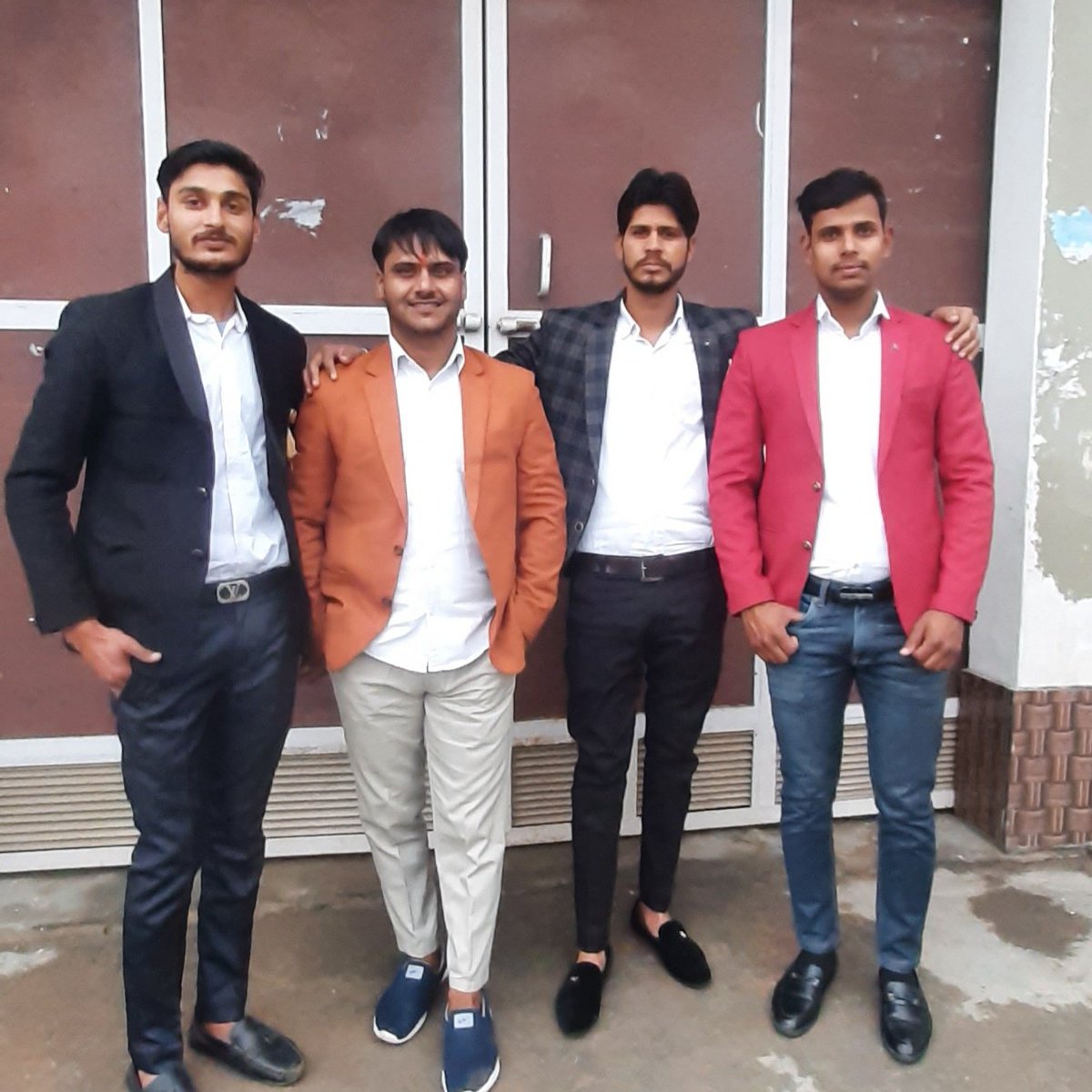 SonuSha96227777's tweet photo. #NewProfilePic https://t.co/KU5x8knJDl