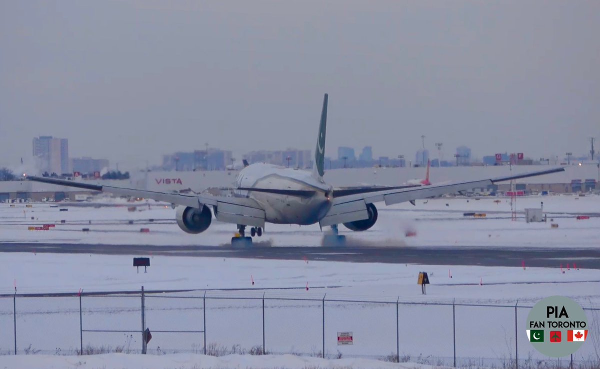 BiggestPia's tweet photo. Here Is My Picture Of A @Official_PIA Boeing 777-240(LR) AP-BGY Arriving From Islamabad To @TorontoPearson As #pk781

#pia #piatoronto #torontopearson #pakistan #pakistantoronto #piapakistan #apbgy #aviation #AvGeek #Toronto #Islamabad #aviationlovers https://t.co/YVxFz4NZXA