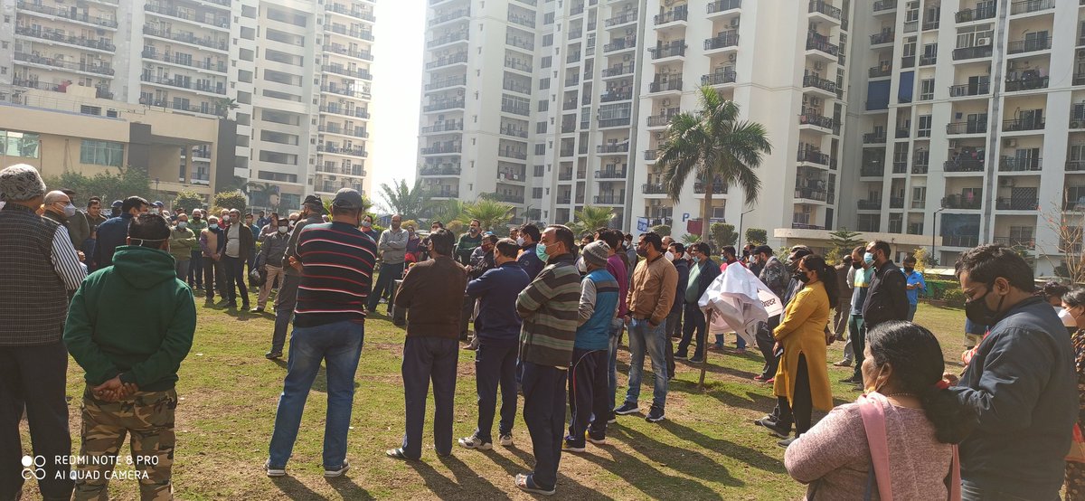 Ashish67636828's tweet photo. @Brijesh02541241 @PankajSinghBJP @dr_maheshsharma @dmgbnagar @myogiadityanath @CeoNoida Protest ✊ against Antriksh builder AGV 1
Respective leaders please support and save. https://t.co/1mG4htkifS