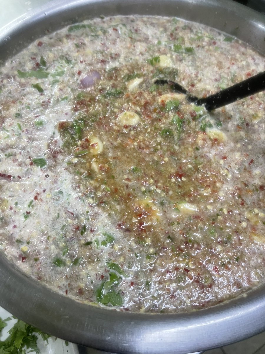 ข้าวปลทอดเจ๊จงกล่องละ45บาท