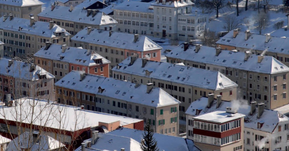 nicoukocher's tweet photo. L’#urbanisme horloger des villes de La #ChauxdeFonds et du #Locle est reconnu au #Patrimoine mondial de l’#Unesco
Il est lié à un savoir faire helvétique en mécanique horlogère et mécanique d'art…
#horlogerie #architecture #Neuchâtel #Suisse🇨🇭
https://t.co/uMCFzTfHr8 https://t.co/uy59YYTdrc