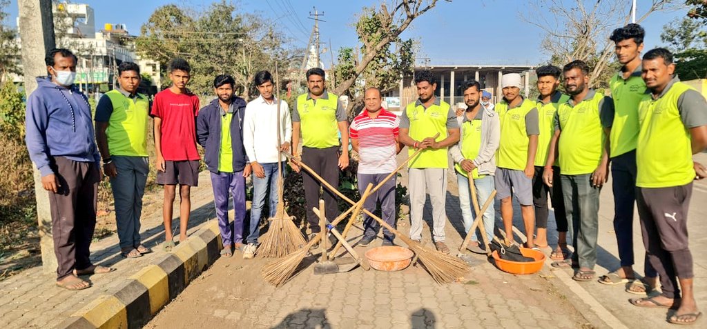 8een99's tweet photo. Swachh Bharat Abhiyan 
#swachhbharatmission https://t.co/bpXbJ0HW7a