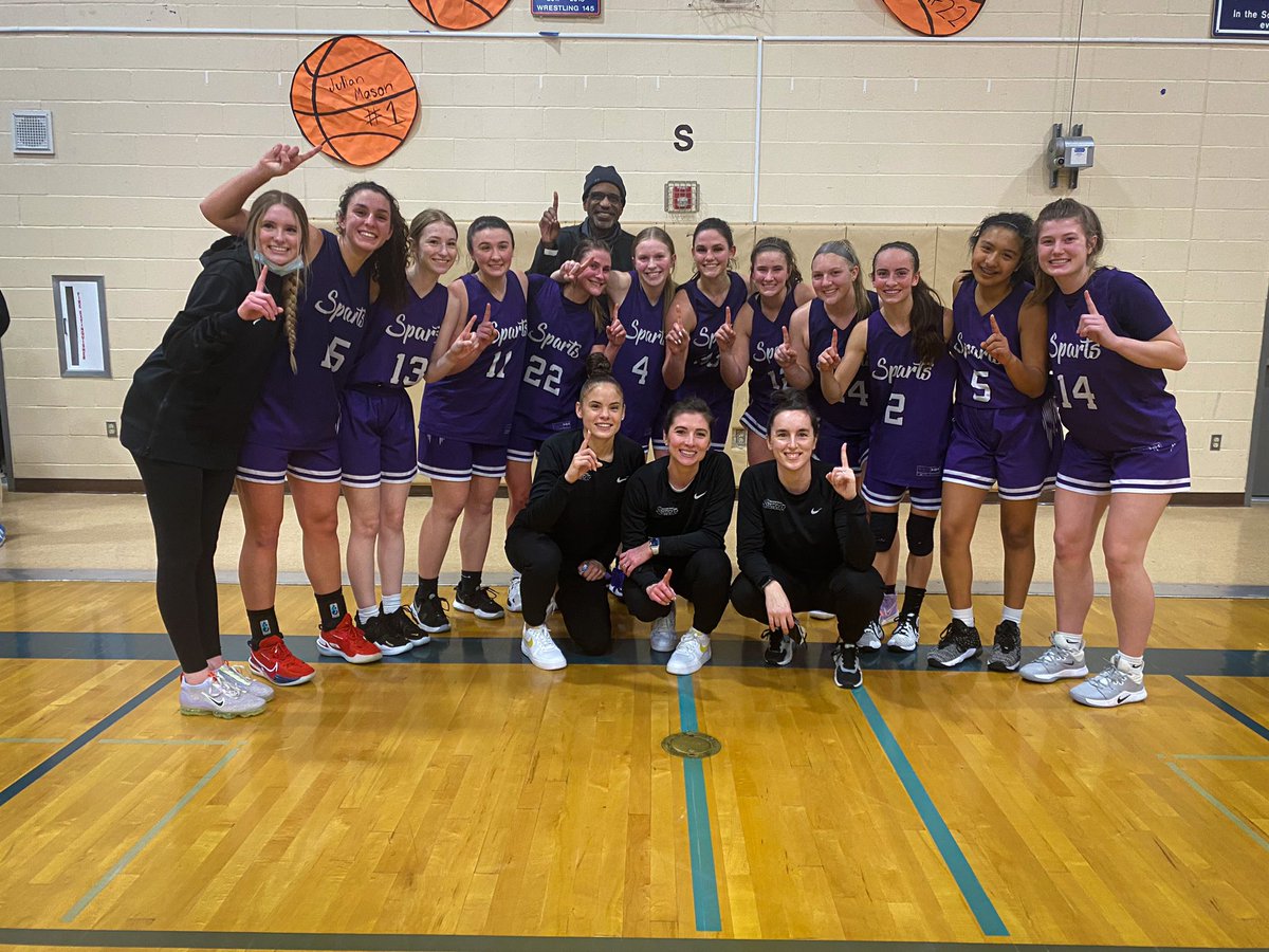 Your 2022 SPSL CHAMPIONS!!🏆 

So proud of our fight tonight over a tough ER team! The hard work continues.. 🏀🔥 #JustUs