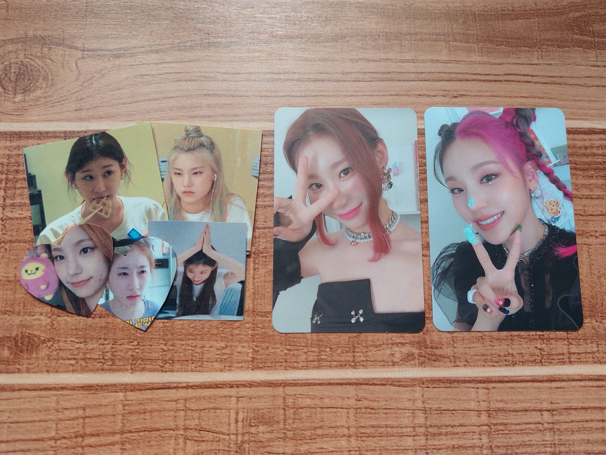 deukiecart's tweet photo. [ 💌 #aleimails ]

Chaerji pcs came home safely. ❤ Thank you po for packing them nicely, @8700cart! Luv the freebies din HAHAHAHA cute. >< https://t.co/QdcjO0SXs9