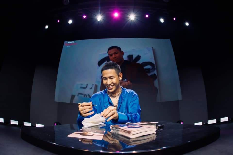 kati_whitelove's tweet photo. รวมภาพความประทับใจ Virtual Fanmeeting #IGNITExSINGTO (6)
cr. Facebook : Aukits.R
#SingtoPrachaya https://t.co/ykwnduPFBZ