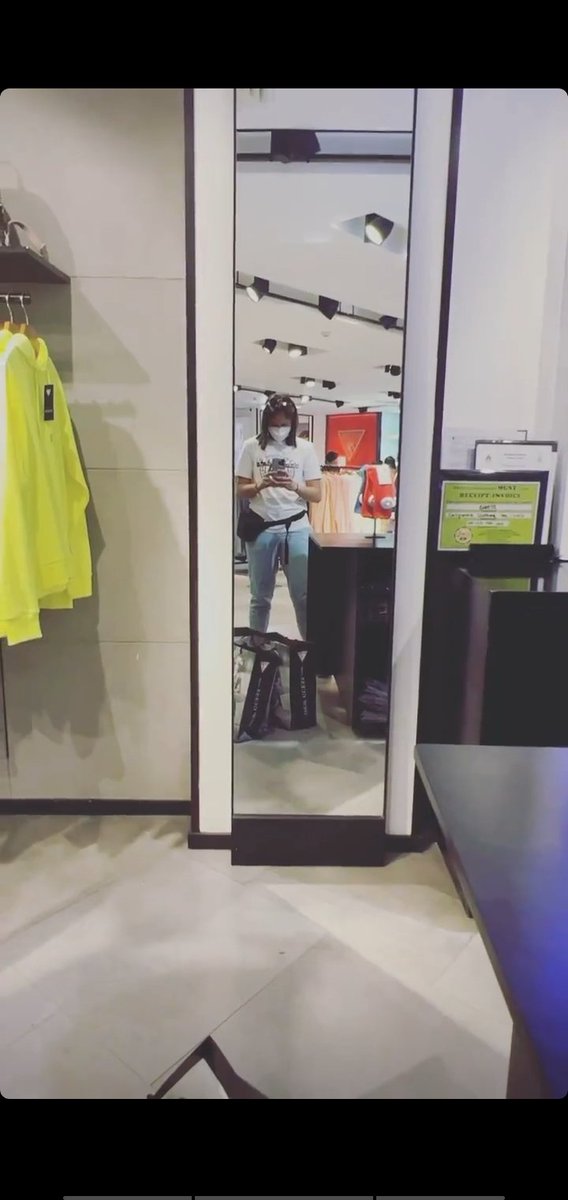 cardeans0199's tweet photo. Trinoma pa nga, puntahan na ba kita? Hahahaha https://t.co/wvU7mAWtjF