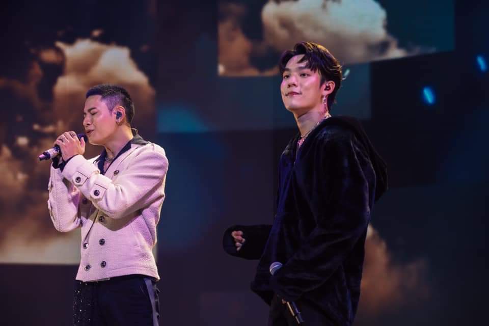 kati_whitelove's tweet photo. รวมภาพความประทับใจ Virtual Fanmeeting #IGNITExSINGTO (8)
cr. Facebook : Aukits.R
#SingtoPrachaya https://t.co/TghD6UXbXU