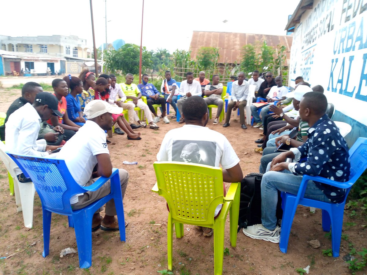 NorrisMulongoy's tweet photo. La force Grise DPS @FG_dps TANGANYIKA continue à mobiliser les jeunes à s'approprier les actions du chef de l'État @fatshi13 et à prêché l'idéologie de notre cher parti @udptshisekedi dans tous les coins. Nous sommes déterminés. @flory_mapamboli @charlyNoelMwel @juantedbelkas https://t.co/uIlFyrdTsJ