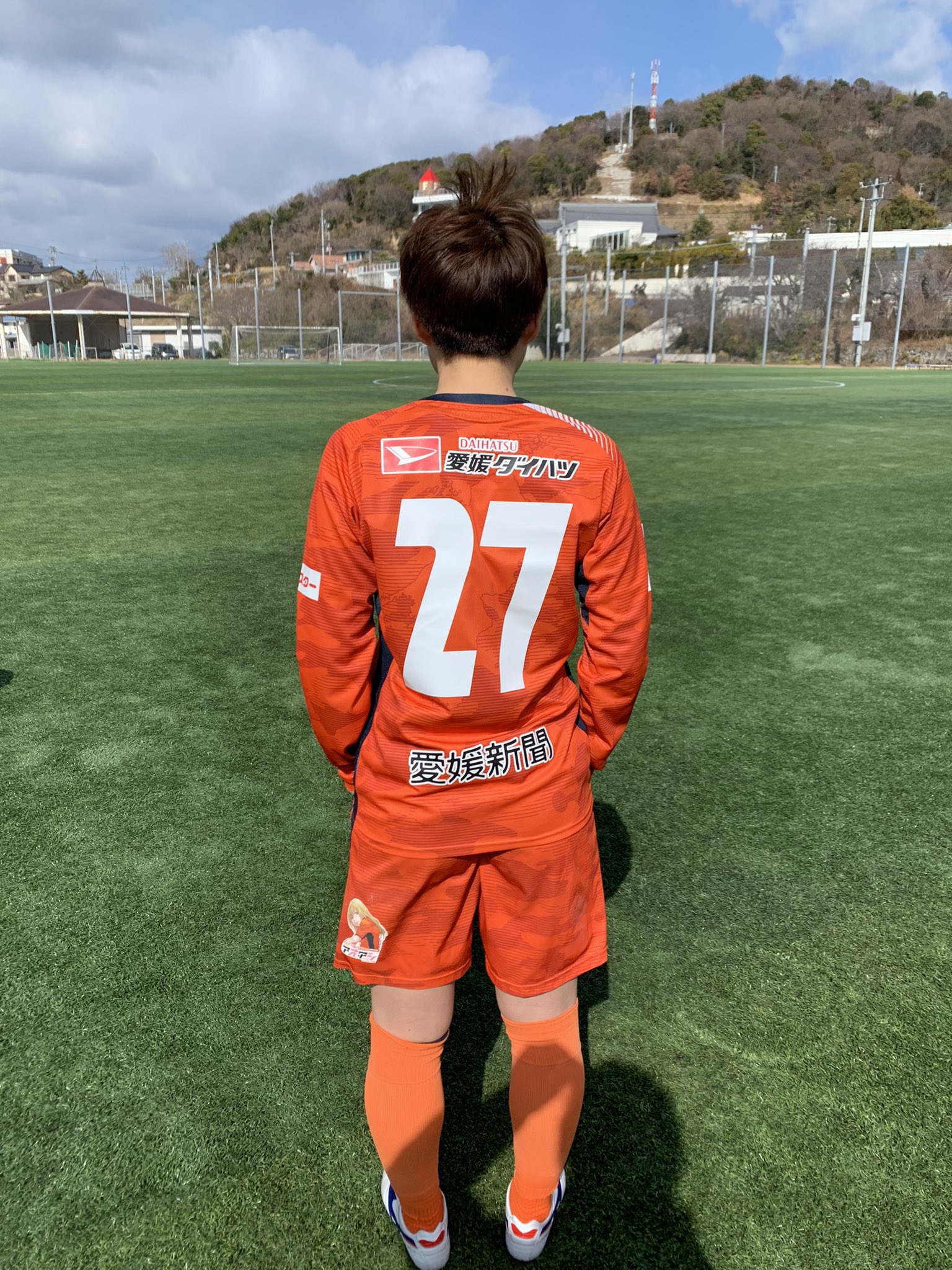 愛媛fcレディース 公式 集合写真撮影 ユニフォームを着用して集合写真の撮影を行いました ユニフォームスポンサーの皆様 ありがとうございます 大王製紙 愛媛ダイハツ 愛媛新聞 セブンスター ベネフィット ワン