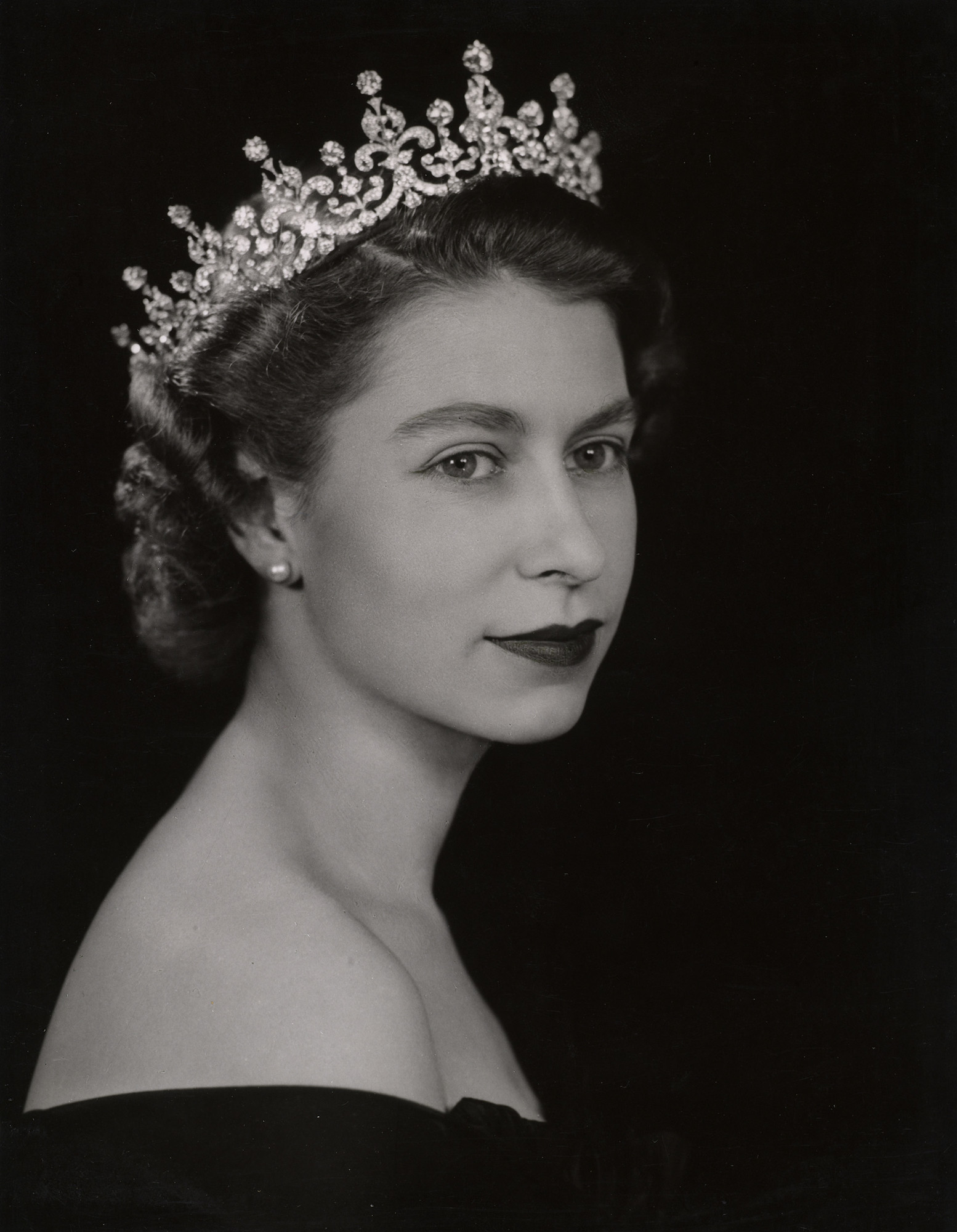 The Royal Family On Twitter Today Marks 70 Years Since Queen Elizabeth Ii Acceded To The Throne Following The Death Of Her Father King George Vi Her Majesty Was Proclaimed Queen Throughout