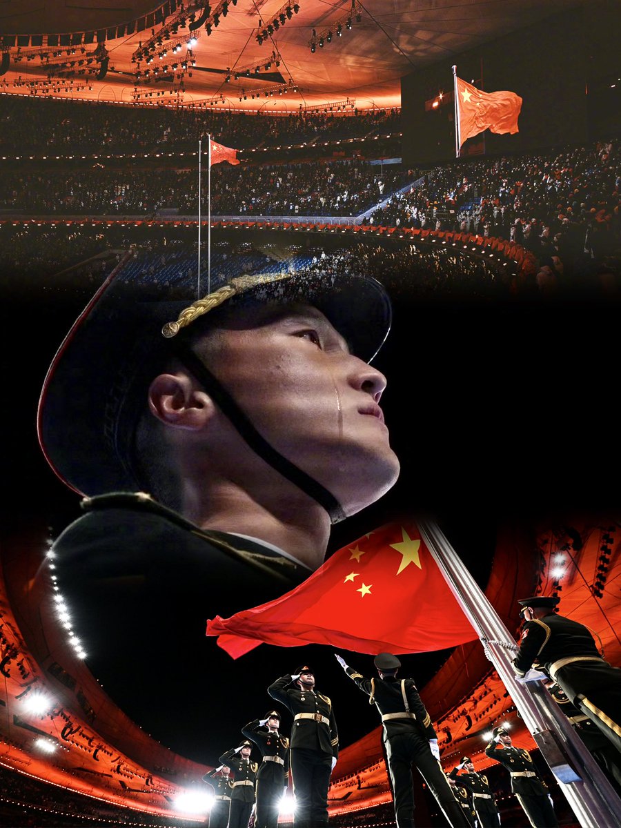 XH_Lee23's tweet photo. Tear dropped when the flag was raised, that’s the love for the motherland❤️ Have your ever got that feeling for ur country? https://t.co/zQgp69537Q