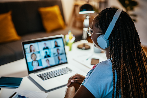 Everywhere_Plus's tweet photo. Tell us about your online meeting and event experience since 2020 and you'll get:

📊Data to track their effectiveness
📈Answers as to whether to continue online engagement/events
💰 Chance to win £100

Takes less than 10min. In partnership w/ @JGcauses 

https://t.co/DKLXfStRuS https://t.co/7PCpq5BEF6