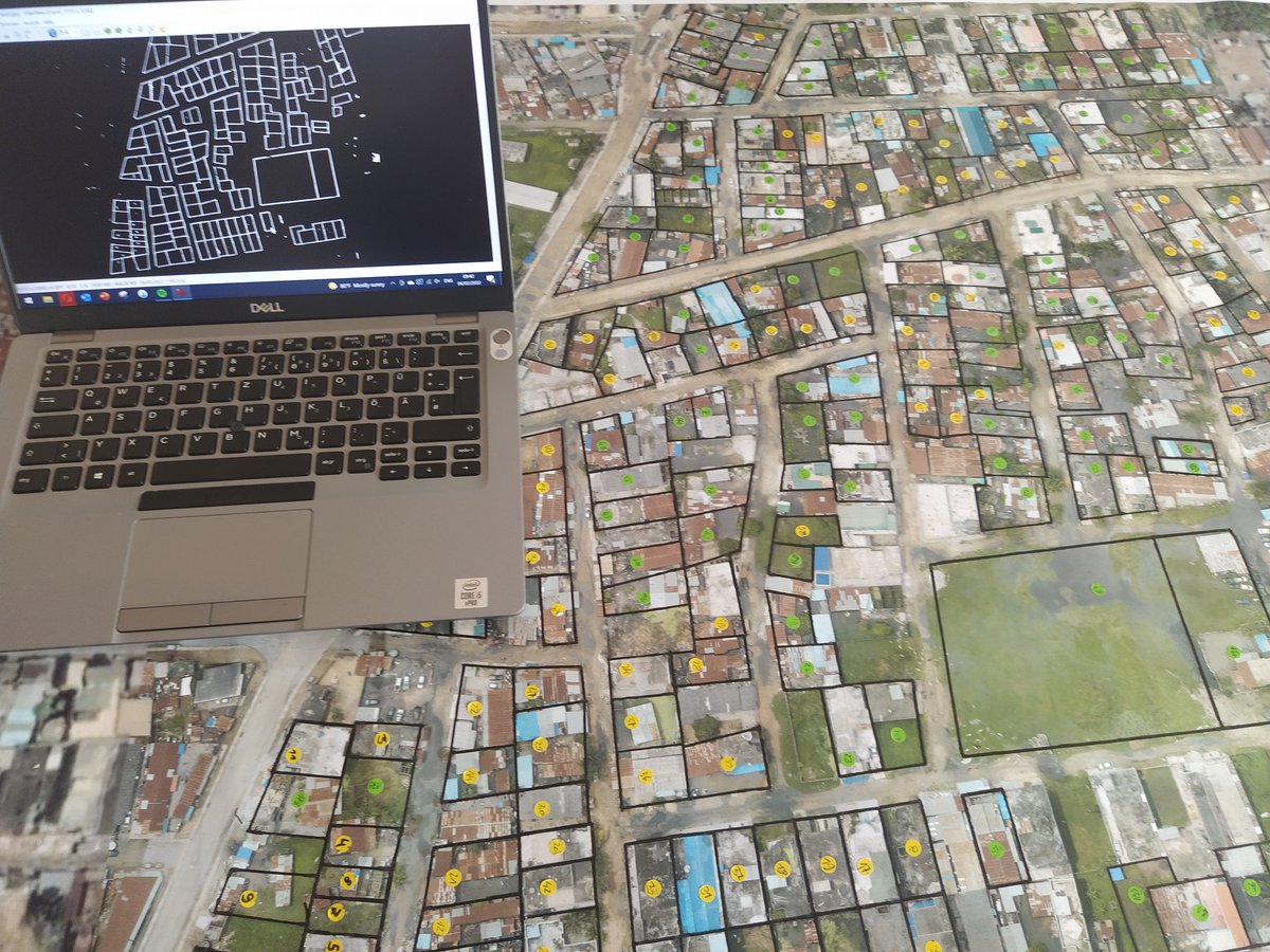 SmartLandMaps tweet media