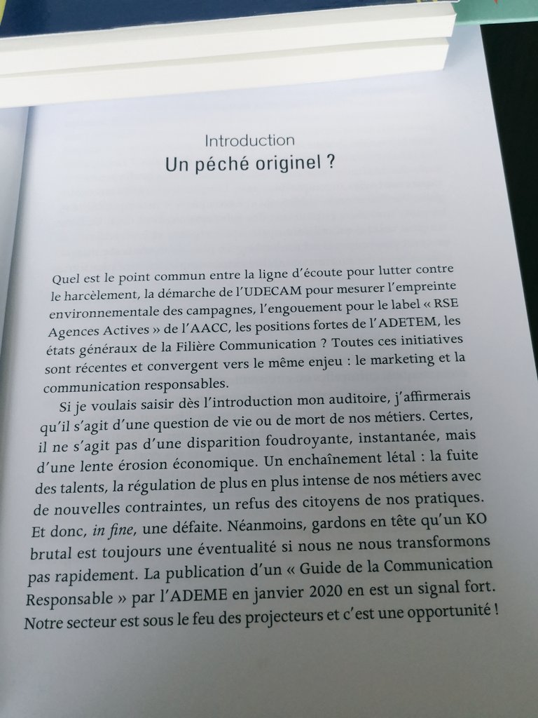 CelineReveillac's tweet image. Une belle entrée en matière pour le dernier livre sur le marketing et la communication responsables, écrit par @AssaelAdary
#comresponsable