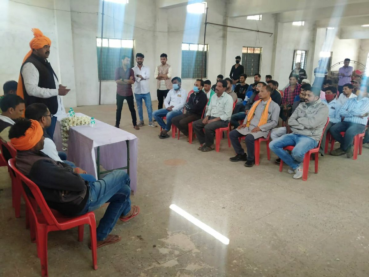 GangaPandeybjp's tweet image. सशक्त भाजपा
सशक्त भारत

अलीराजपुर प्रवास के दौरान उदयगढ़ मंडल में भारतीय जनता पार्टी के #MicroDonations अभियान के विषय को लेकर आयोजित की गई बैठक में अपने विचार रखे तथा कार्यकर्ताओं से #NamoApp के माध्यम से डोनेशन कार्य करवाया।

@vdsharmabjp @vaibhavpawarmp @SuhasBhagatBJP