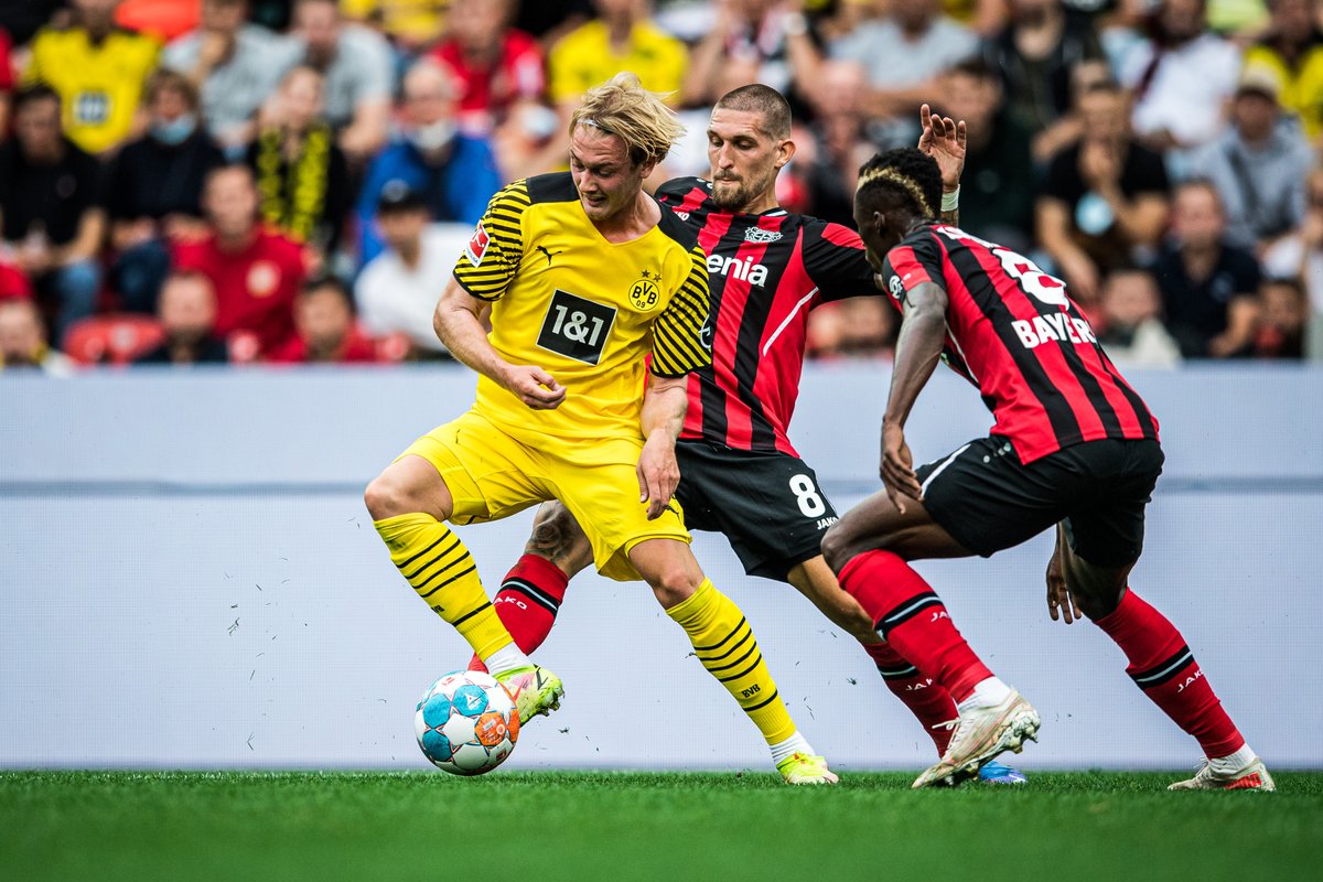 BVB's tweet photo. 🔥 Hinspiel war heiß. Was gibt's heute? https://t.co/ePSvga94Y1