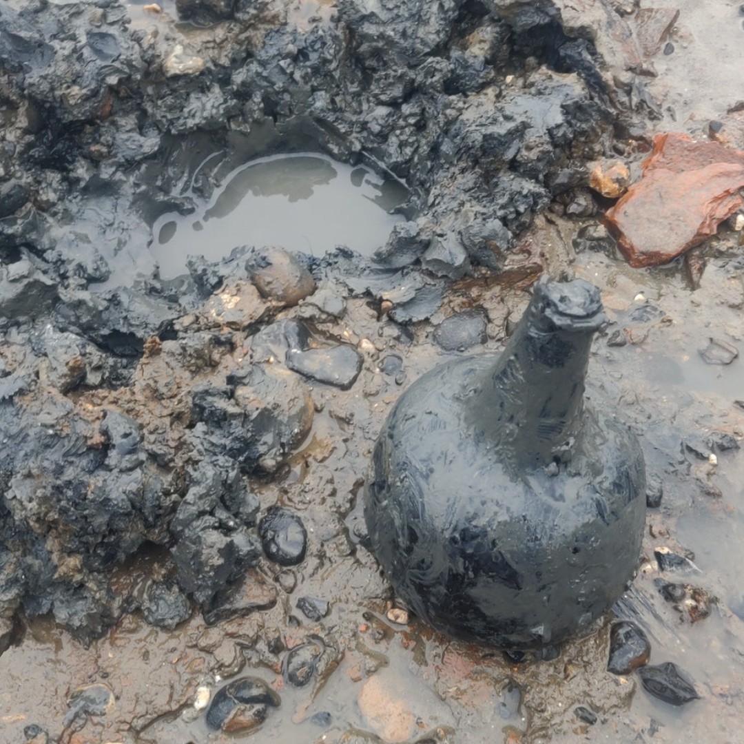 nicola white mudlark tweet media