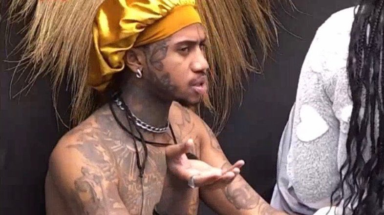 realharderonke's tweet image. #Themba Acacia to Themba:I need your advice cz I'm really into BU
Themba:Where is BU??
Acacia:In the garden 
Themba:Where is Venus
Acacia:In the garden 
Themba:Then what do you want me to say?? just do whatever you want to do bur you don't stand a chance
Acacia:Mxm😏
 #BBMzansi