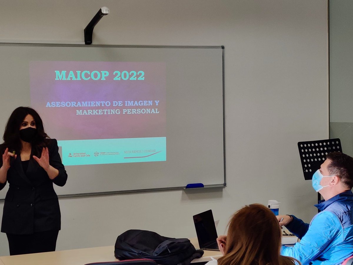 Intenso final de semana impartiendo masterclass sobre “Asesoramiento de #ImagenPolítica” en el Centro Internacional de Gobierno y Marketing Político <a href="/cigmapucjc/">CIGMAP</a>. Un placer contribuir a la formación de consultores y políticos de futuro.