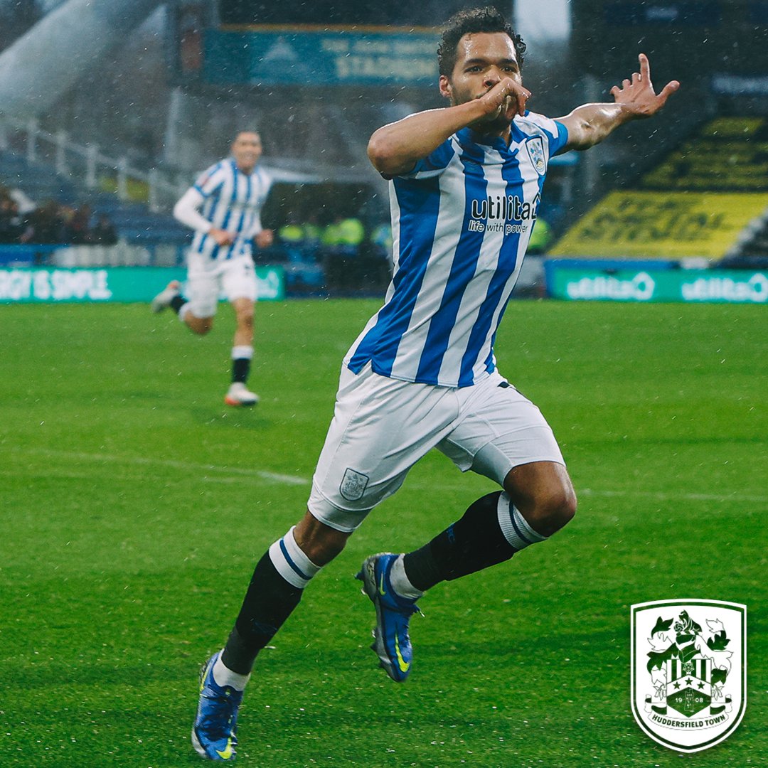 Huddersfield Town tweet media