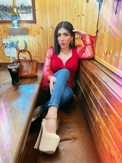 Self love isn&rsquo;t vanity, but sanity 🌹✨  🔥 https://t.co/q0nW9WRtB0 https://t.co/zUA3EnXF0R<a href="/tag/trans"class="tags"><span>#trans</span></a><a href="/tag/transgirl"class="tags"><span>#transgirl</span></a><a href="/tag/valentinaroyale"class="tags"><span>#valentinaroyale</span></a>