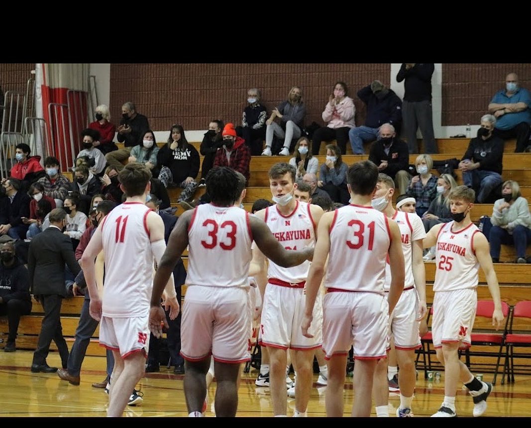 Game day!!!  Niskayuna takes on Bishop Grimes at the Washington Avenue Armory today at 3pm. Tickets at the door #NiskyFamily <a href="/NiskayunaCSD/">NiskayunaCSD</a> <a href="/ESPNiskayuna/">Niskayuna Red Zone</a>