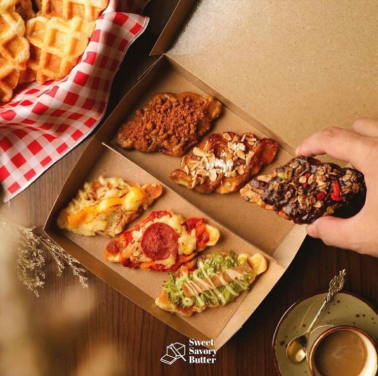 Ada croffle enak di darrah jatibening -bekasi 
Semoga om nex carlos mampir