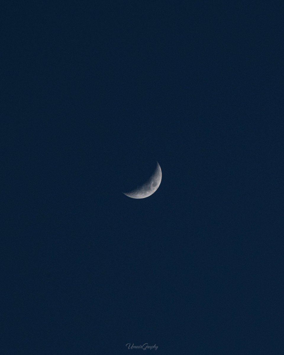 umairgraphy's tweet photo. SUN           vs         MOON
#abouttoday https://t.co/3YB7JQR6Rp