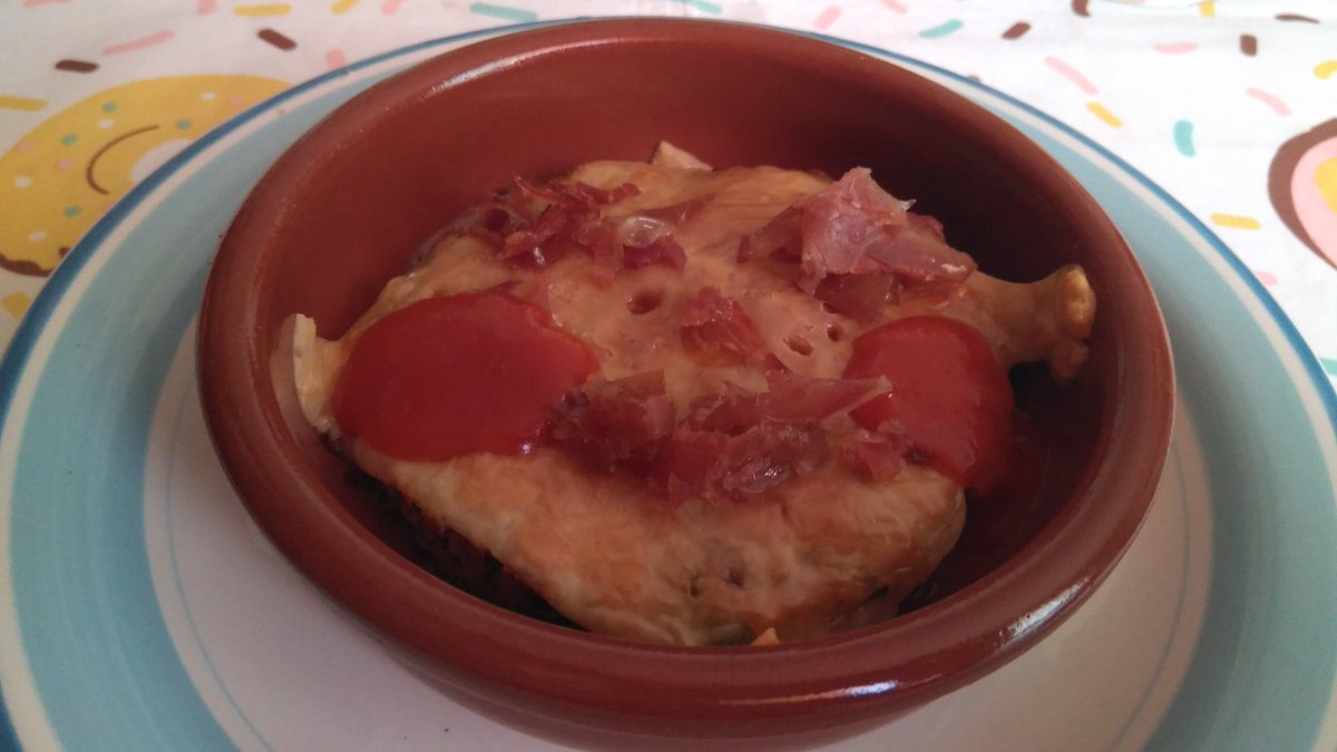 BeerSearcherApp's tweet image. IV Edición Cuñades Tapas Awards:
1° Casi me quedo sin berenjenas (41 puntos).
2° Tomate algo y ... atún!!! (35 puntos).
3° Patatas come y calla (empatado 31'5 puntos) y Dame veneno que quiero morir  (empatado 31'5 puntos)