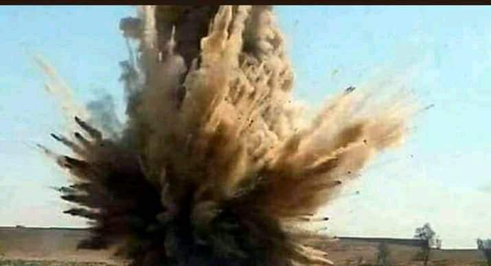 wazyrstan's tweet photo. په کرم ايجنسئ کښي د ايف سي په چيک پوسټ باندي حمله شوي ده

تېره شپه د کرمې ایجنسۍ د صدې تحصیل په کچه پاخه سیمه کې وسلوالو د ایف سي په پوسته  ځوابي برید وکړو، چې له امله یې ۶ تنه ایف سي عسکر مړه او ژوبل شول 
د برید زمه د تحریک taliban پاکستان ویاند محمد خراساني پر غاړه اخستي https://t.co/2fzCrwYBgm