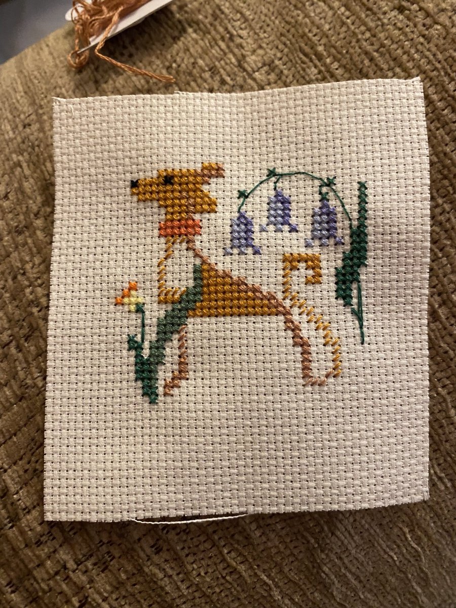 Maddiscraftbox's tweet photo. Happy Sunday! Fires lit and a bit of cross stitch what more can a girl want!
#MHHSBD #CraftBizParty #crossstitch #greyhound #SundayThoughts #Sunday #fireson #lazysunday https://t.co/jnbE0njG07