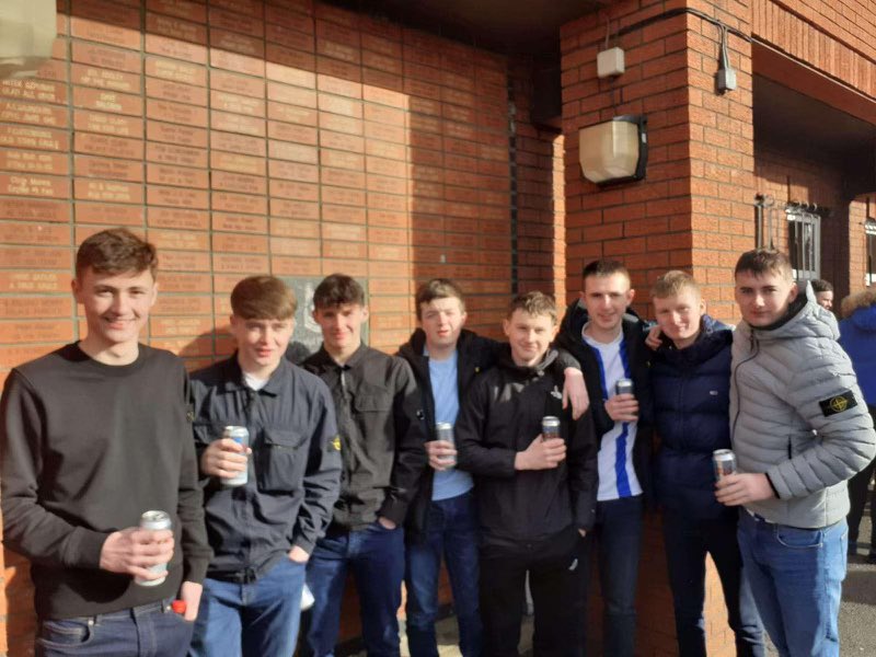 garethblackwood's tweet photo. Junior Moosemen taking a breather from smashing the place up at Palace yesterday 👊🏻💥 #BlueOrder #NeverSayDie #HUFC https://t.co/NSZhaQcpuQ