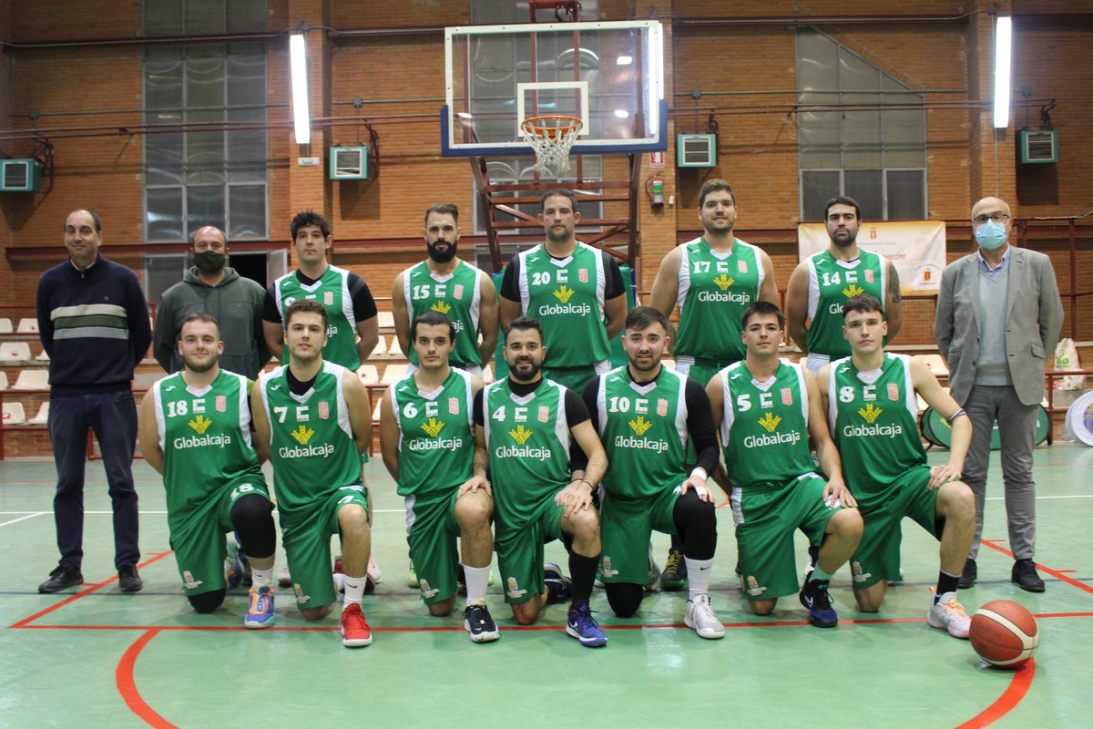 fbclm's tweet photo. #CopaComunitelia 🚹| La gran final arrancará en 15 minutos!!! @CB_Cuenca vs @CBDaimiel cara a cara. Estos son sus respectivos Roster, incluido el equipo arbitral para este partido.
Síguelo Vía Streaming👇👇
🔗 https://t.co/L9bYdUuciK
📊STATS by @SwishAllHoops
#PasionXBasketCLM https://t.co/A5yKafgmKa