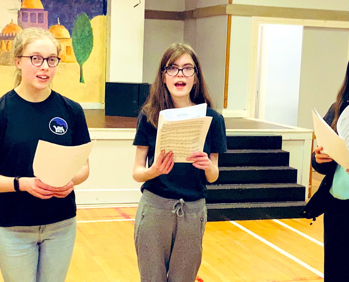 Some of our Seniors rehearsing “I See Stars” from Mean Girls the Musical.