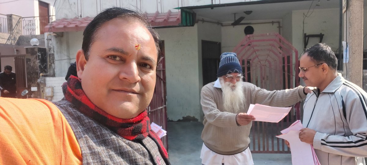 CPTiwari1976's tweet image. #जनसंपर्क_किया गया राजेन्द्र नगर
साहिबाबाद,
#फिर_एक_बार_योगी_सरकार

@sanjivsharmabjp @PPehalwan @madanraibjp @anandkalra69 @Prateekmathur23 @AmitrajUpadhya3 @hemantjoshibjp @Sushmita1802 @AkumarsinghBJP @Bjp4Ghaziabad @BJP4UP @BJP4WestUP @gaurish85Bjp