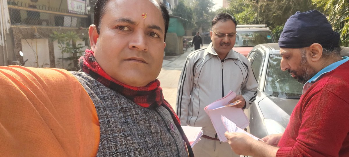 CPTiwari1976's tweet image. #जनसंपर्क_किया गया राजेन्द्र नगर
साहिबाबाद,
#फिर_एक_बार_योगी_सरकार

@sanjivsharmabjp @PPehalwan @madanraibjp @anandkalra69 @Prateekmathur23 @AmitrajUpadhya3 @hemantjoshibjp @Sushmita1802 @AkumarsinghBJP @Bjp4Ghaziabad @BJP4UP @BJP4WestUP @gaurish85Bjp