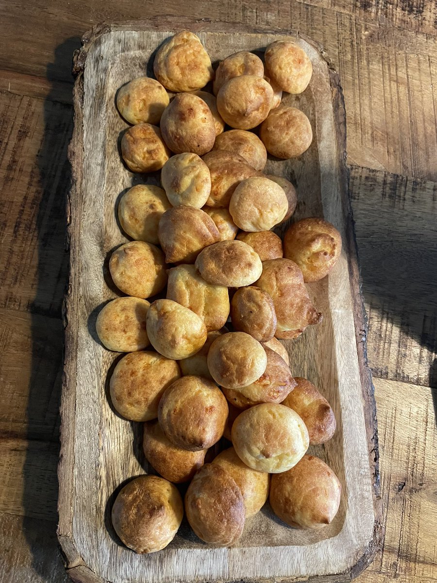 jmrmuller's tweet photo. @iljagort Helemaal los met Gougéres! Heerlijk👌. Ilja dank voor de tip! https://t.co/8YW19BCEDl