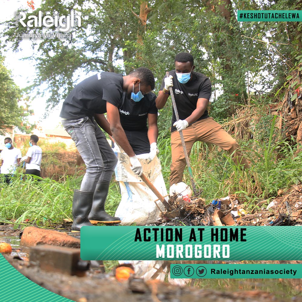 eliyajanikila_'s tweet photo. As an environmental and climate activist, making our environment attractive and clean is our goal. It proects the nature and become favourable for everykind.
This is cleaning event at Morogoro river area fone by volunteers of using @RaleighTanzania to fulfill #ActionAtHome. https://t.co/YS4e8YWUry