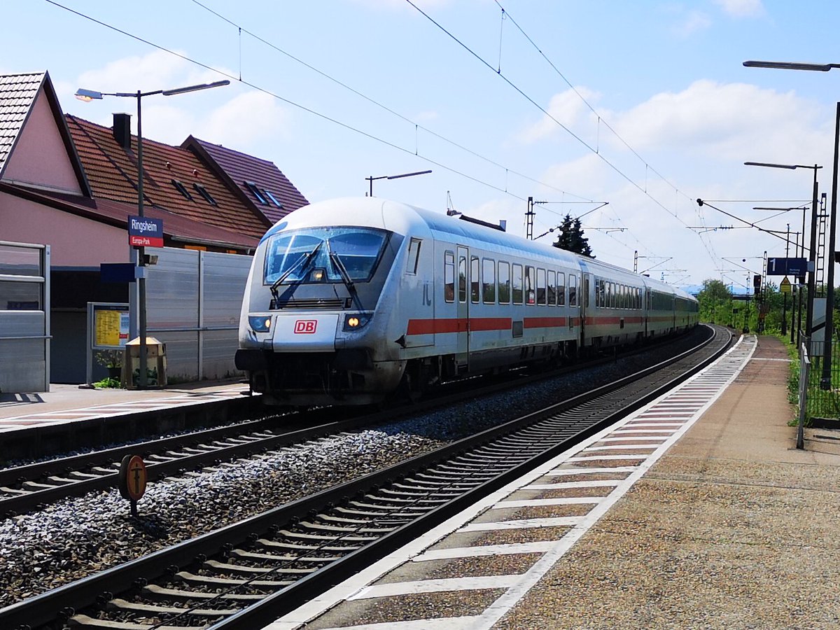 DownOnTheStour's tweet photo. Todays #sentimentalsunday is going European! 

With luck I managed to recover files off an old hard today so here is some shots of my trip to Europa Park in Germany via rail! 

#DispatchersOfTwitter #Railwayphotography #trainphotography #railwaytwitter #germany #DBrail #ICE https://t.co/mewAInZILc