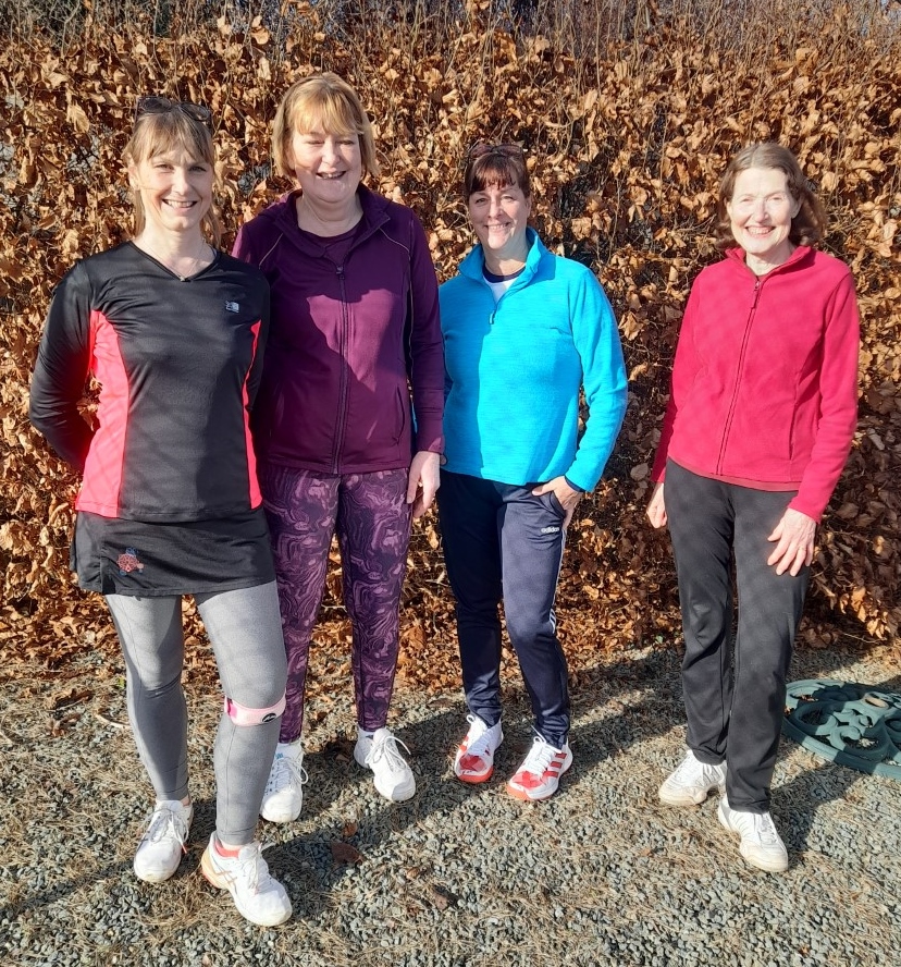 kempseytennis's tweet photo. Well done to Ladies C who played so well on 30/01 but were beaten by Ledbury C by one set! Ladies B have continued their winter season with a 4-0 win against Goodrich. It hasn't been plain sailing for Ladies A, who were outplayed by Manor Park C and Worcester B losing 0-4. https://t.co/HwfwdSbEbM