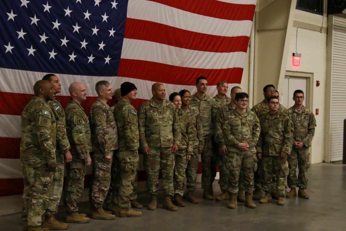 USArmyWHC's tweet photo. #ICYMI: @USArmy @18airbornecorps and @82ndABNDiv #Soldiers deployed from #FortBragg to Europe in #SupportToAllies. | @USArmyEURAF, @US_EUCOM, @US_TRANSCOM, @ArmyIMCOM, #FortBraggNC, @ArmyMateriel, #AlliesAndPartners, #USArmy, #EuropeanSupport2022, #ArmyReadiness🇺🇸 https://t.co/ICuQv2P6up