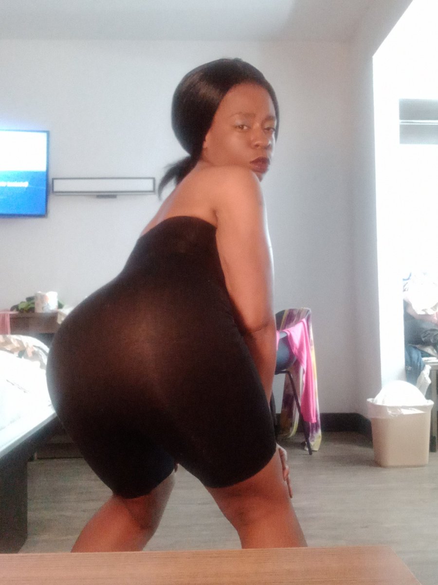 DGoddest's tweet photo. Serving BODY on ya timeliness on this Sunday 🌄 🌅 ☀️🌞🌏🌍🌎💫😇💰💵💴💶 iG @dyamondth3_g0ddest SC 👻 bookthadyamond 202-810-9239 New Email dyamonddior@outlook.com https://t.co/98CWgzz2x5